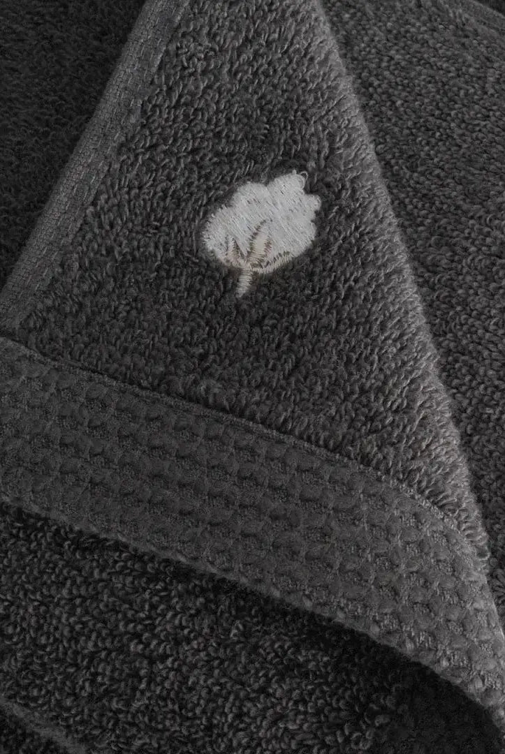 serviette brodée en coton biologique