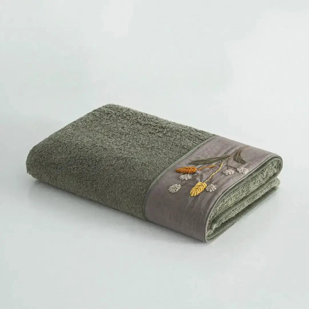 Lot de 2 Serviettes de Bain - Farah - Femme, 100% Coton Bio, Brodées Main, Vert Wivanco Literie