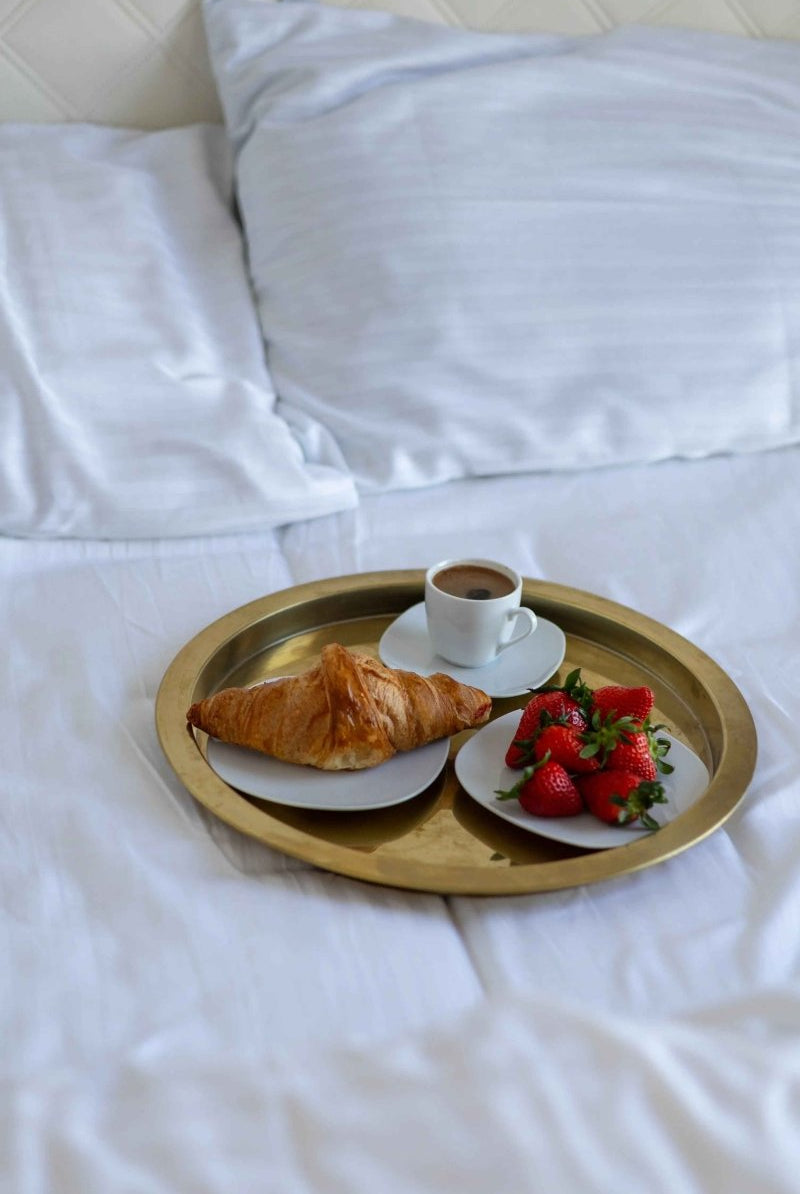 Pościel Satynowa w Paski – Biała, 100% Bawełna Turecka, 140g, Luksus Hotelowy