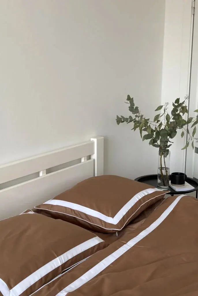 Pościel z Merceryzowanej Satyny – Karmel & Biały, 100% Bawełna Turecka, 140 g/m², Edycja Exclusive Wivanco Bedding