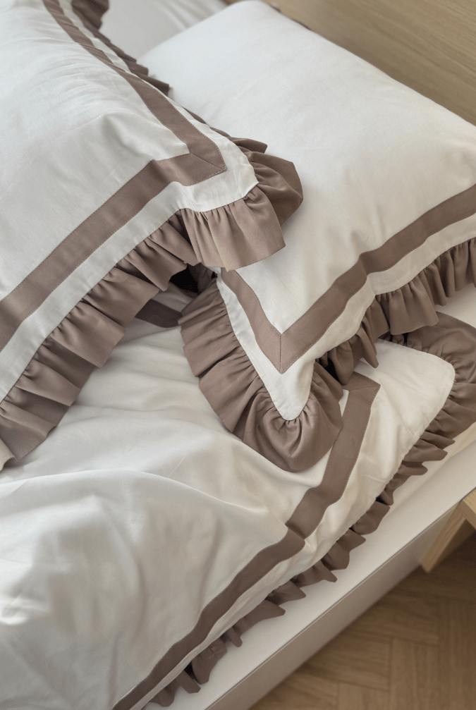 Pościel Mokka Taupe z Falbanką Oxford – zdjęcie produktu 1