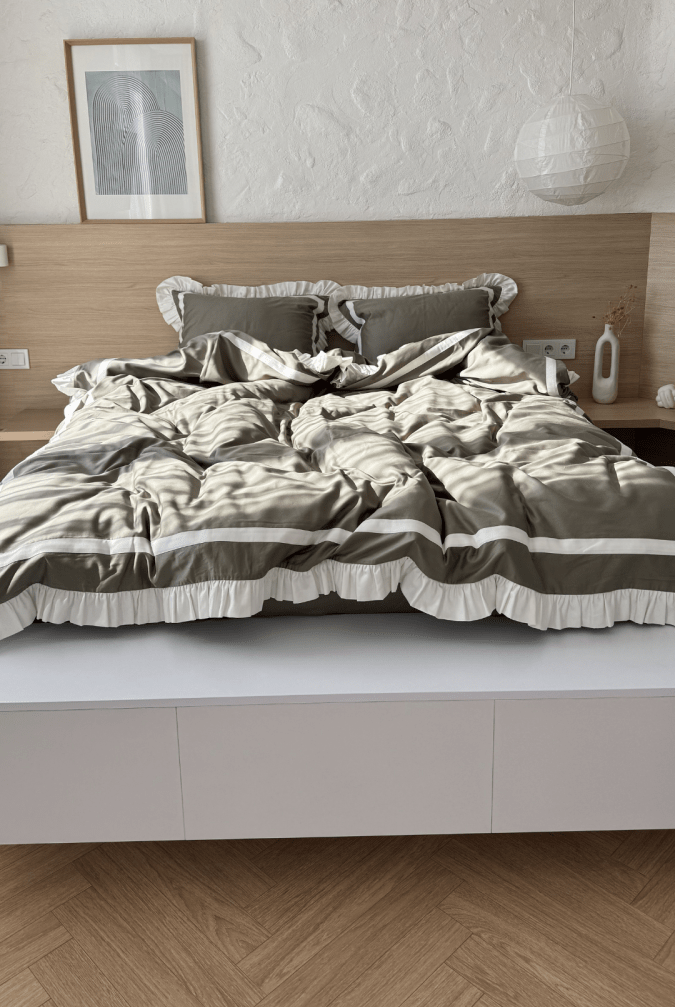 Pościel Oliwkowy Taupe z Falbanką Oxford – zdjęcie produktu 2