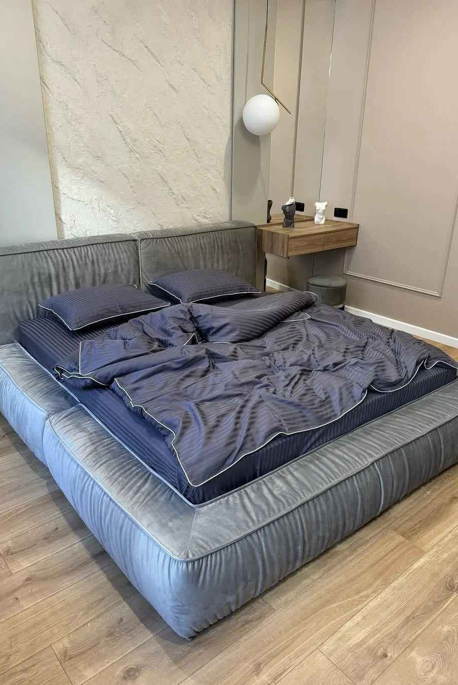 Literie en Satin Mercerisé – Graphite Clair avec Bordure Blanche, 100% Coton Turc, 140 g/m², Collection Premium