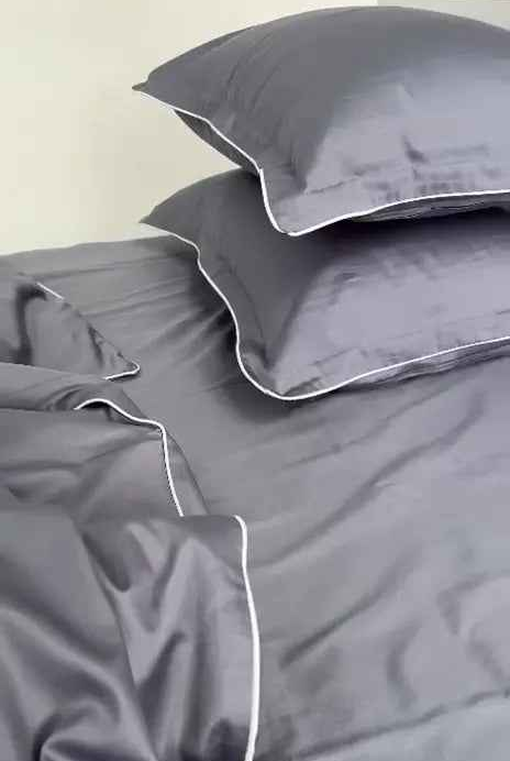 Parure de lit en satin mercerisé – Gris argenté avec bordure blanche, 100 % coton turc, 140 g/m², édition exclusive