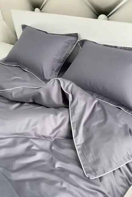 Parure de lit en satin mercerisé – Gris argenté avec bordure blanche, 100 % coton turc, 140 g/m², édition exclusive