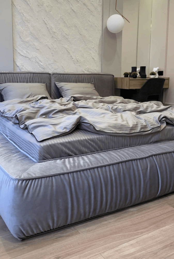 Literie en Satin Mercerisé – Graphite Clair avec Bordure Noire, 100% Coton Turc, 140 g/m², Collection Premium
