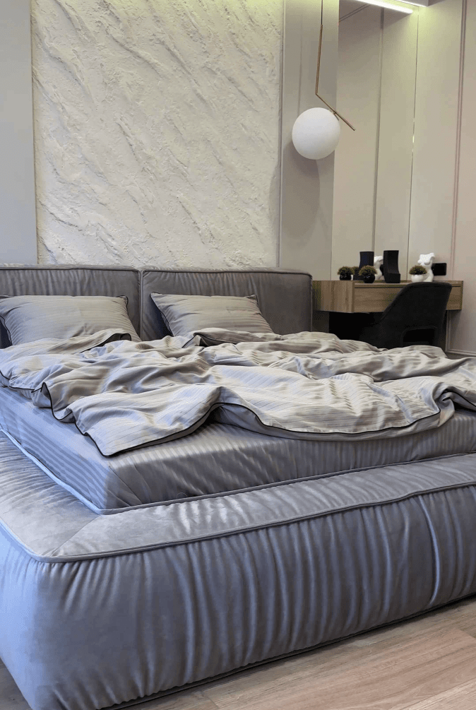 Literie en Satin Mercerisé – Graphite Clair avec Bordure Noire, 100% Coton Turc, 140 g/m², Collection Premium