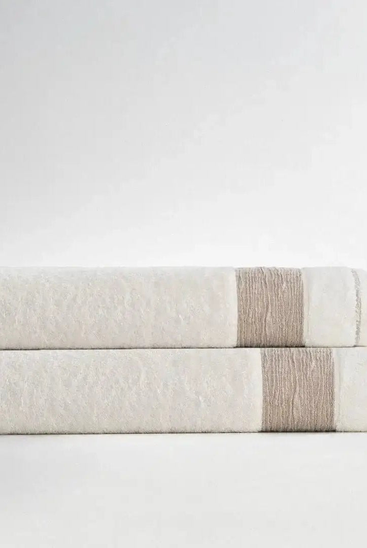 Zestaw 2 Ręczników Kąpielowych – Mihra – Damski, 100% Organiczna Bawełna, Detal z Haftem Arma, Kremowy Wivanco Bedding