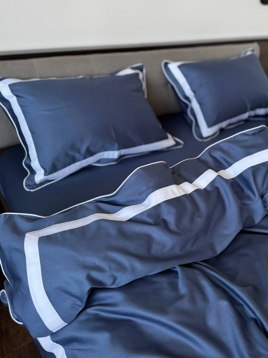 Literie en Satin Mercerisé – Bleu Acier et Blanc, 100% Coton Turc, 140 g/m², Wivanco Bedding Exclusive Edition