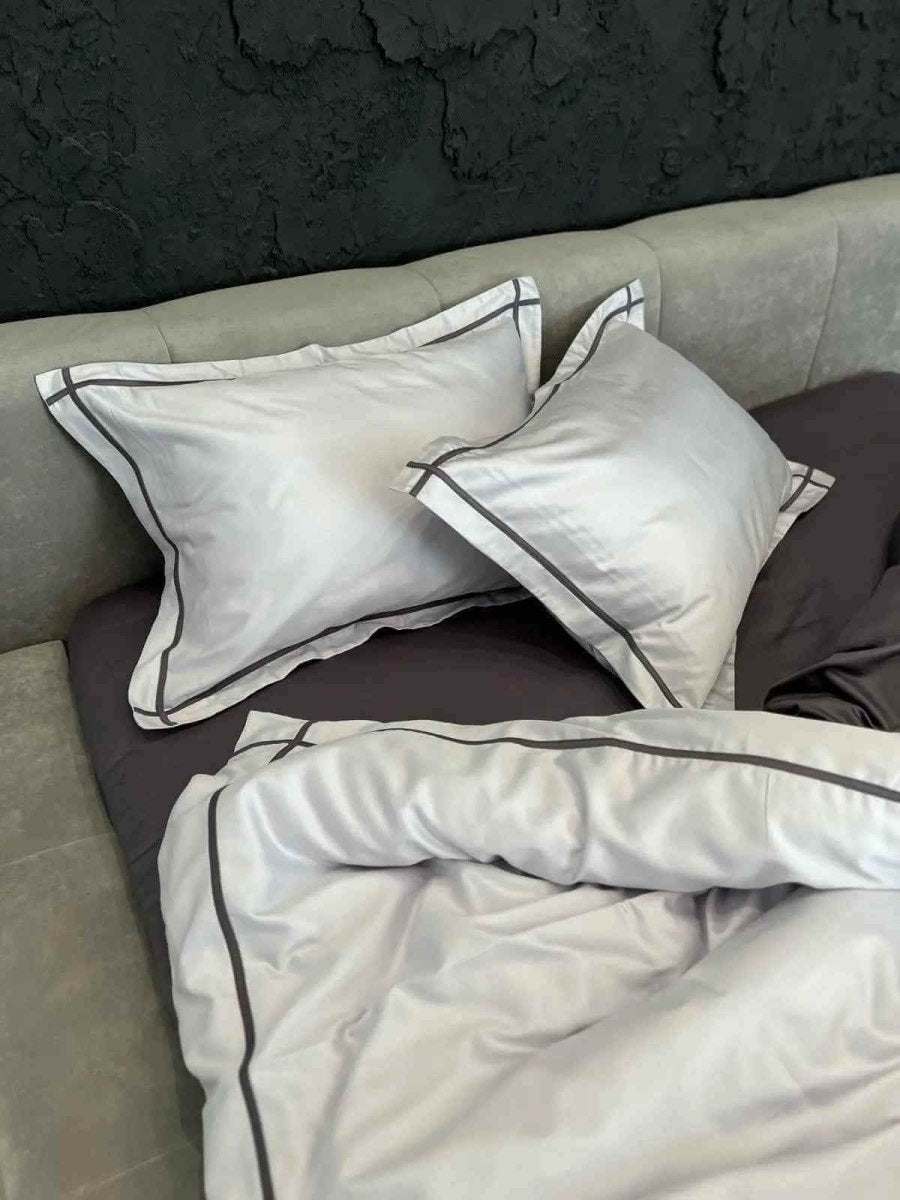 Literie en Satin Mercerisé – Gris Argenté & Asphalte, 100% Coton Turc, 140 g/m², Édition Exclusive